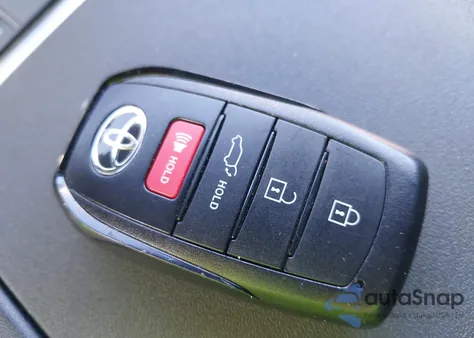 2025 Toyota Highlander Xle from USA, damaged, VIN 5TDKDRBH3SS582986